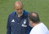 Evangelos Marinakis pemilik Nottingham Forest dan Nuno Espirito Santo saat terlibat perselisihan