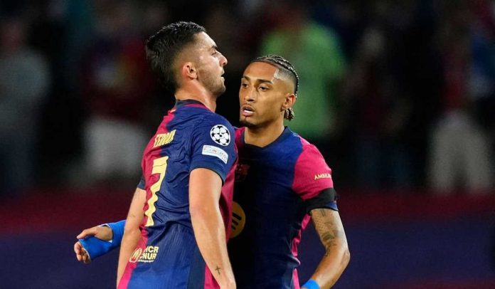 Ferran Torres rayakan gol bersama Raphinha