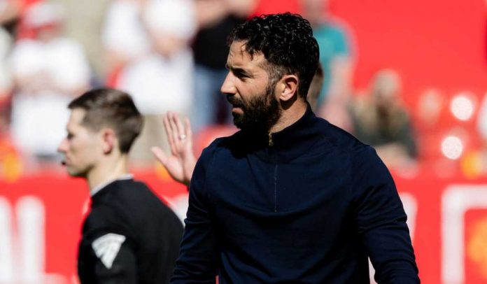 Gestur Ruben Amorim di laga Manchester United vs West Ham