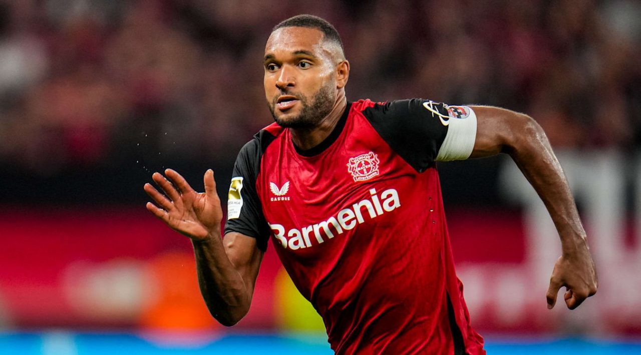 Jonathan Tah pemain Bayer Leverkusen