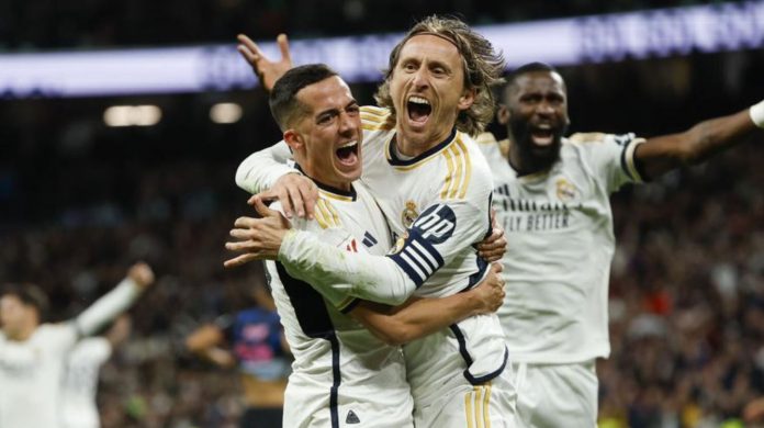 Lucas Vazquez dan Luka Modric pemain Real Madrid