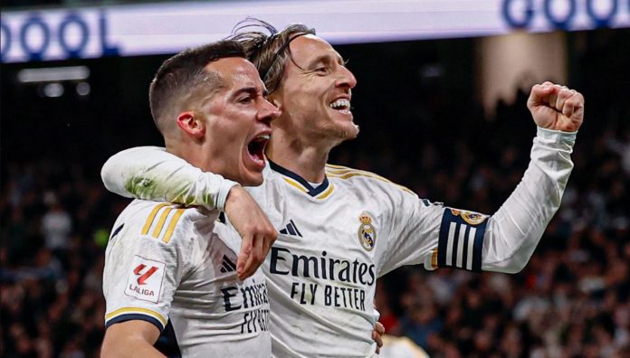 Luka Modric dan Lucas Vazquez pemain Real Madrid