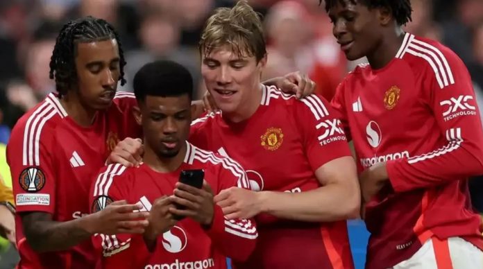 Manchester United vs West Ham United - Liga Inggris 2024-2025