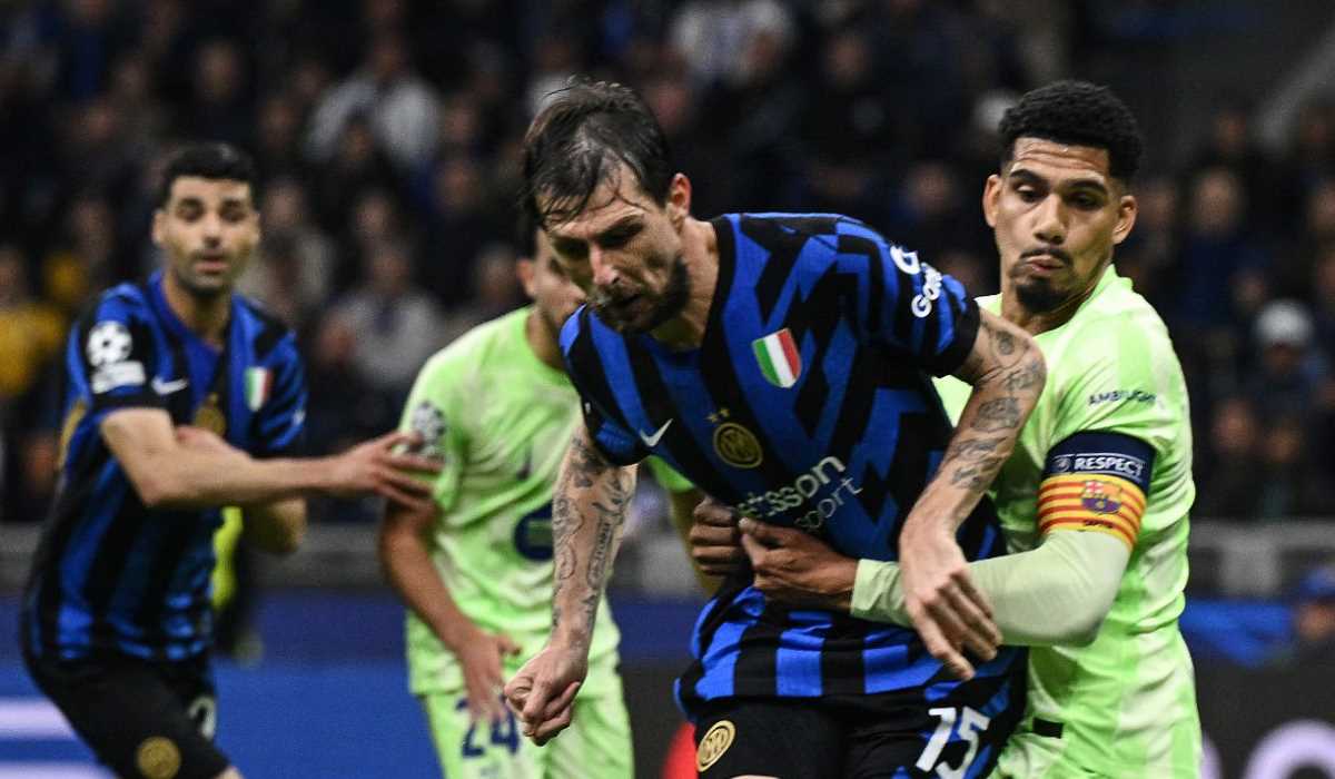 Momen Francesco Acerbi cetak gol penyeimbang Inter Milan