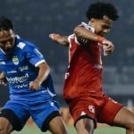 Pesib Bandung menjamu Barito Putera di pekan ke-32
