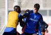 Randal Kolo Muani berlatih bersama Dusan Vlahovic di Juventus