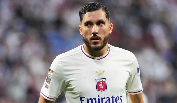 Rayan Cherki di laga Olympique Lyonnais vs Angers