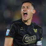 Reaksi kegembiraan Jay Idzes usai kemenangan Venezia