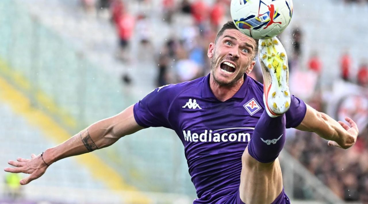 Robin Gosens pemain Fiorentina