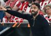 Ruben Amorim memberi instruksi di laga Manchester United vs Athletic Bilbao