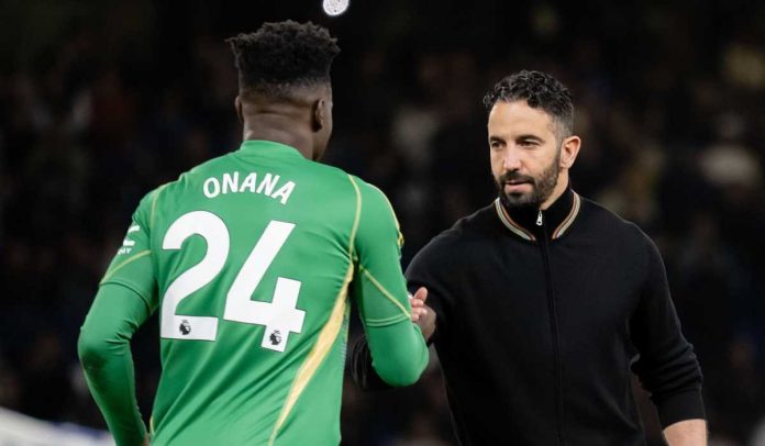Ruben Amorim menjabat tangan Andre Onana