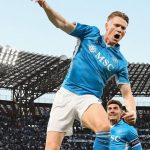 Scott McTominay pemain Napoli
