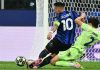 Tekel Pau Cubarsi kepada Lautaro Martinez berujung hukuman penalti