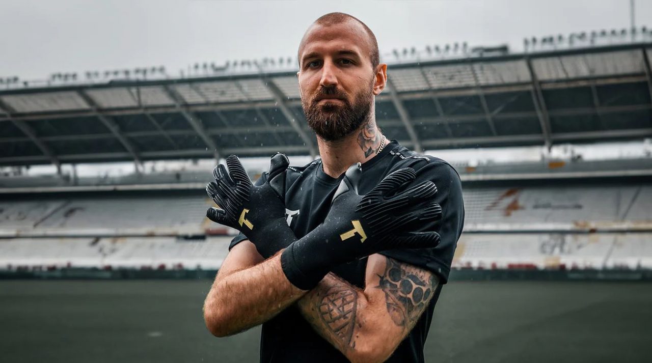 Vanja Milinkovic-Savic kiper Torino target transfer Manchester United