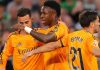 Vinicius dan Lucas Vazquez dalam sebuah laga Real Madrid