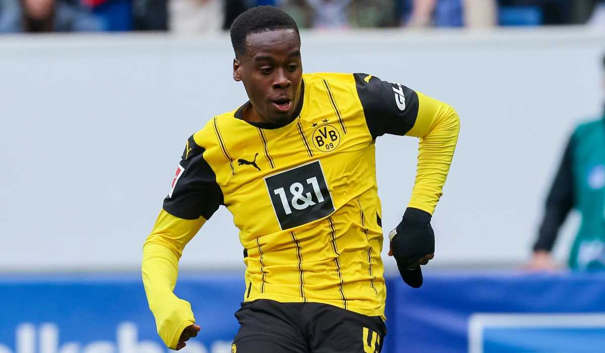 Aksi Jamie Gittens di laga Hoffenheim vs Borussia Dortmund
