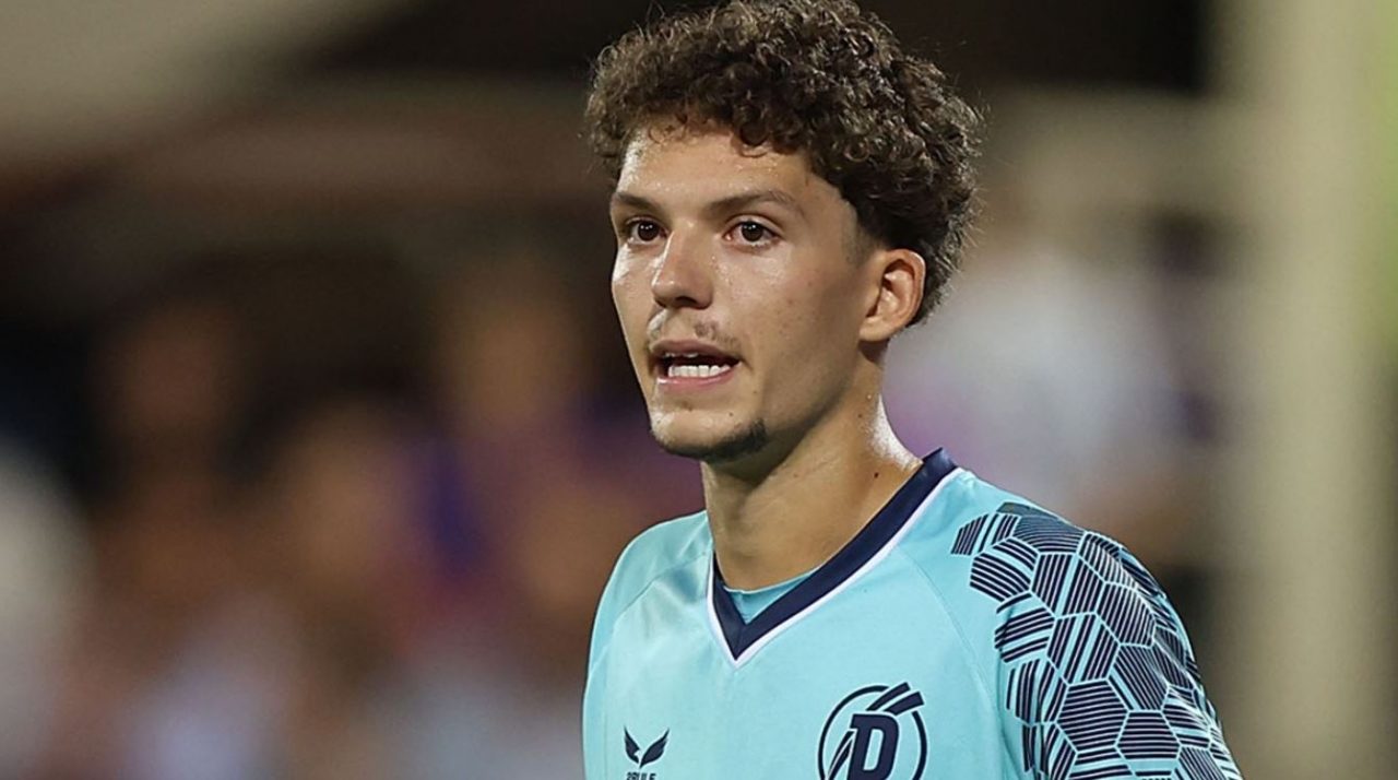 Armin Pecsi kiper baru Liverpool