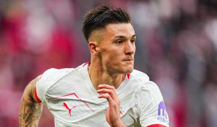 Benjamin Sesko di laga RB Leipzig vs VfB Stuttgart