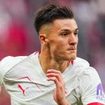 Benjamin Sesko terus dikaitkan dengan kepindahan ke Arsenal