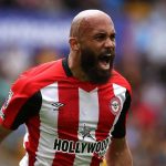 Bryan Mbeumo merayakan golnya di laga Wolverhampton Wanderers v Brentford