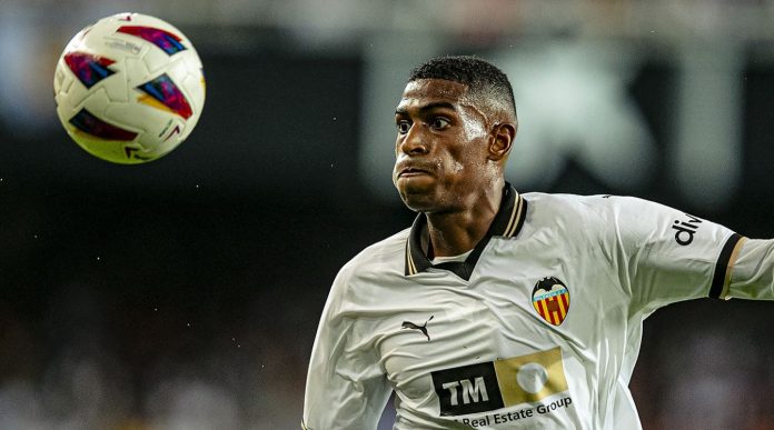 Cristhian Mosquera pemain Valencia