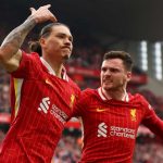 Darwin Nunez merayakan golnya untuk Liverpool bersama Darwin Nunez