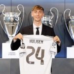 Dean Huijsen saat diresmikan jadi pemain Real Madrid