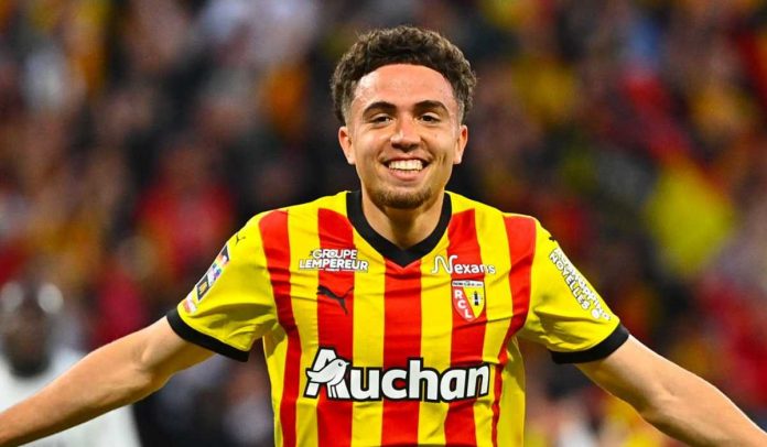 El Aynaoui merayakan golnya di laga Lens vs Monaco
