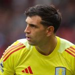 Emiliano Martinez di laga Manchester United vs Aston Villa