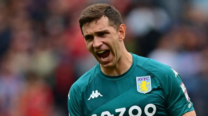 Emiliano Martinez kiper juara dunia Argentina