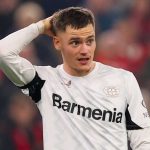 Florian Wirtz menggaruk kepala di laga Liverpool v Bayer Leverkusen