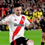 Franco Mastantuono mengeksekusi penalti untuk Rver Plate