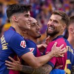 Gerard Martin merayakan gol rekan-rekannya di Barcelona