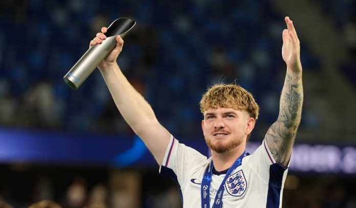 Harvey Elliot merayakan kemenangan Piala Eropa U-21 Inggris