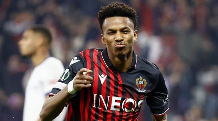 Hicham Boudaoui pemain OGC Nice