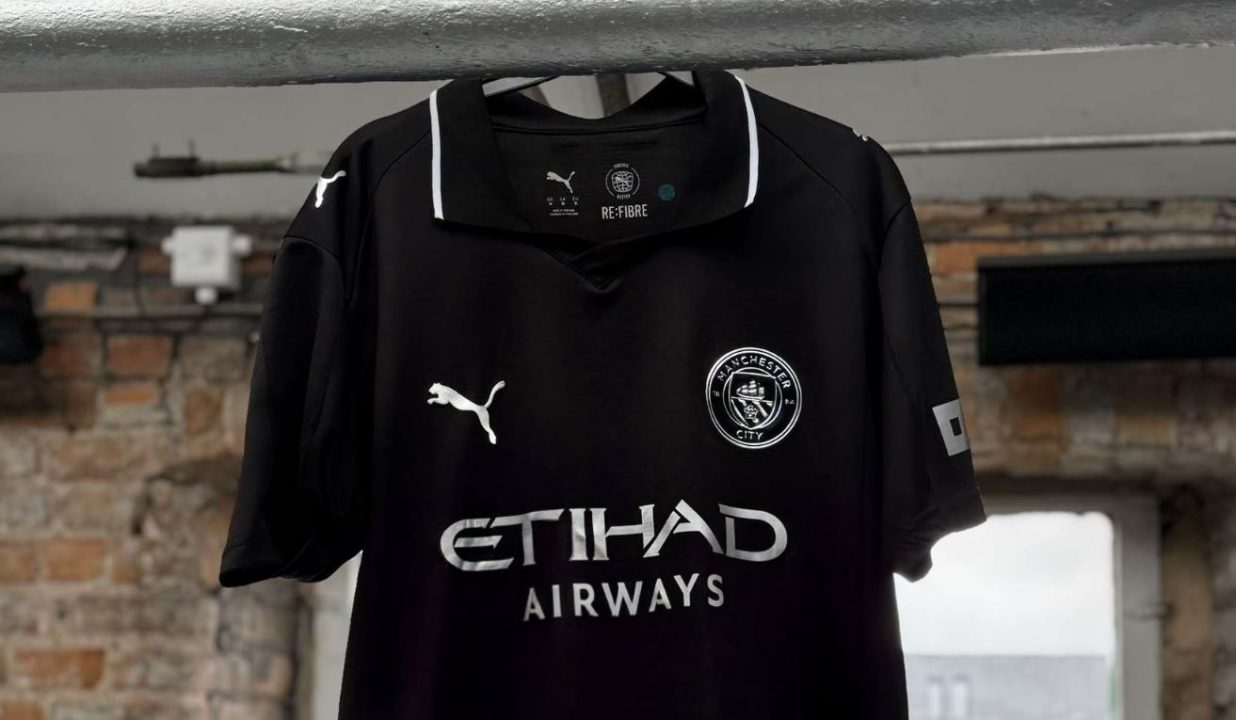 JErsey Tandang Manchester City musim 2025-2026