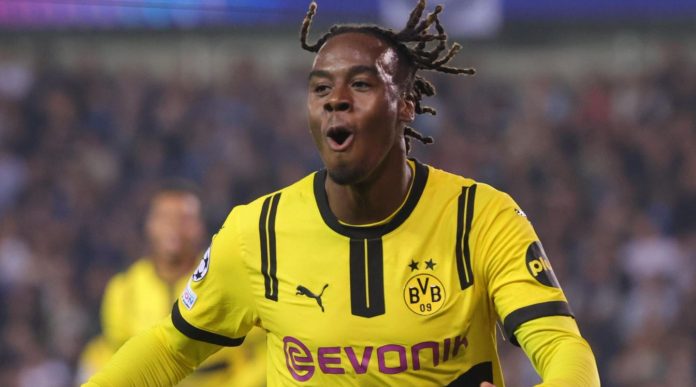 Jamie Gittens resmi gabung Chelsea dari Dortmund