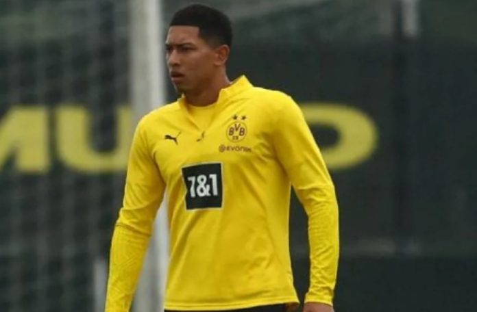 Jobe Bellingham dalam sebuah sesi latihan di klub barunya Borussia Dortmund