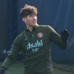 John Stones menjalani sesi latihan di Manchester City