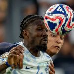 Marcus Thuram mengontrol bola di laga Monterrey v Internazionale Milano