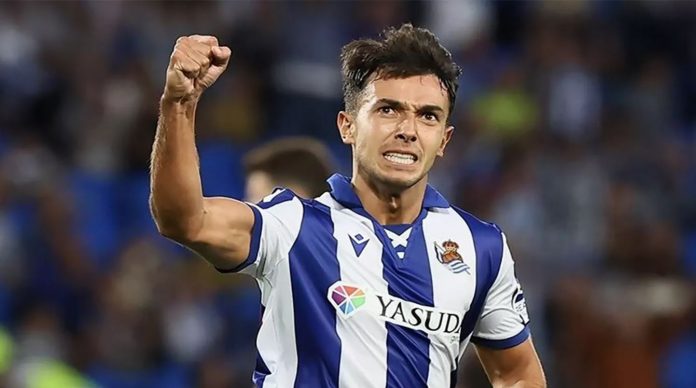 Martín Zubimendi pemain Real Sociedad