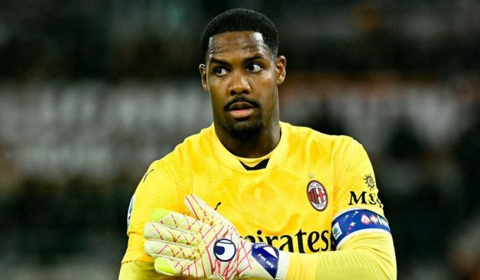 Mike Maignan di laga AS Roma vs AC Milan