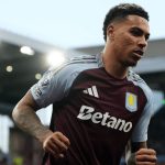 Morgan Rogers gelandang Aston Villa