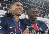 Ousmane Dembele merayakan trofi Liga Champions bersama Achraf Hakimi