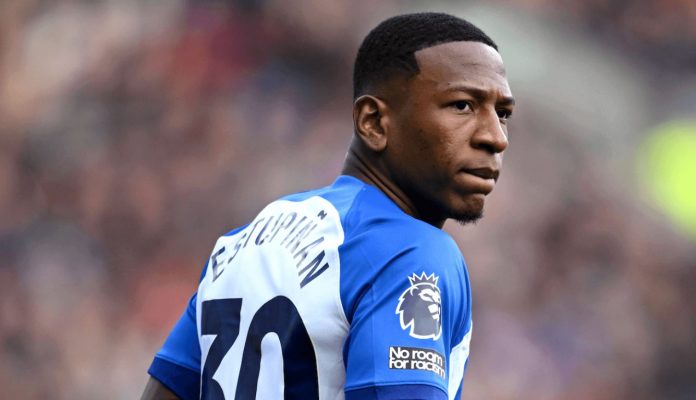 Pervis Estupinan pemain Brighton