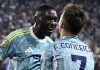 Randal Kolo Muani merayakan gol bersama Francesco Conceicao