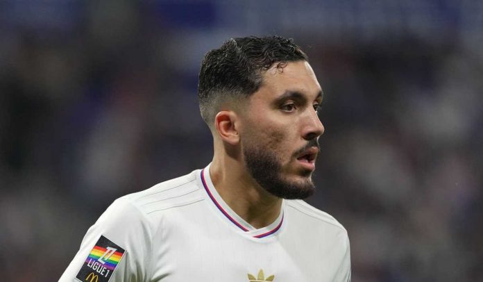Rayan Cherki di laga Olympique Lyonnais v SCO Angers