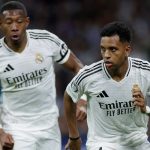 Rodrygo Goes dan David Alaba di laga Real Madrid vs Arsenal
