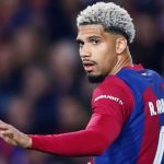 Ronald Araujo pemain Barcelona