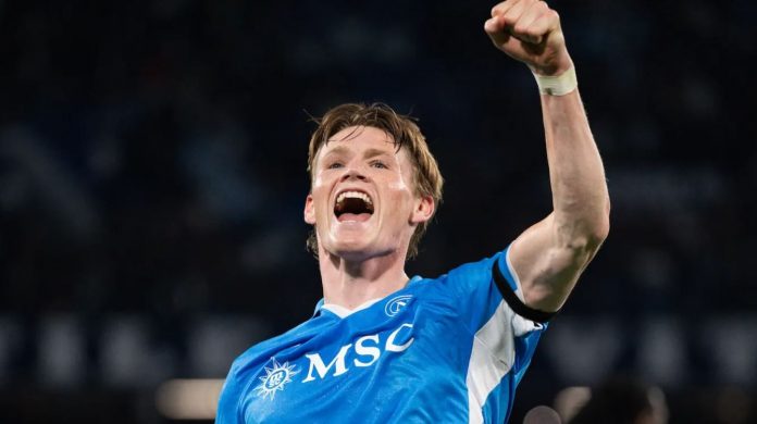Scott McTominay pemain Napoli
